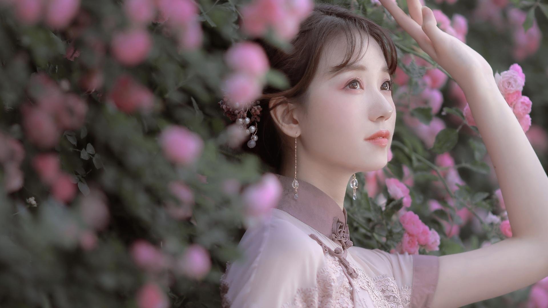 B体育下载-浓眉连续封盖主帅赛后高度评价其防守，浓眉几次最佳防守球员