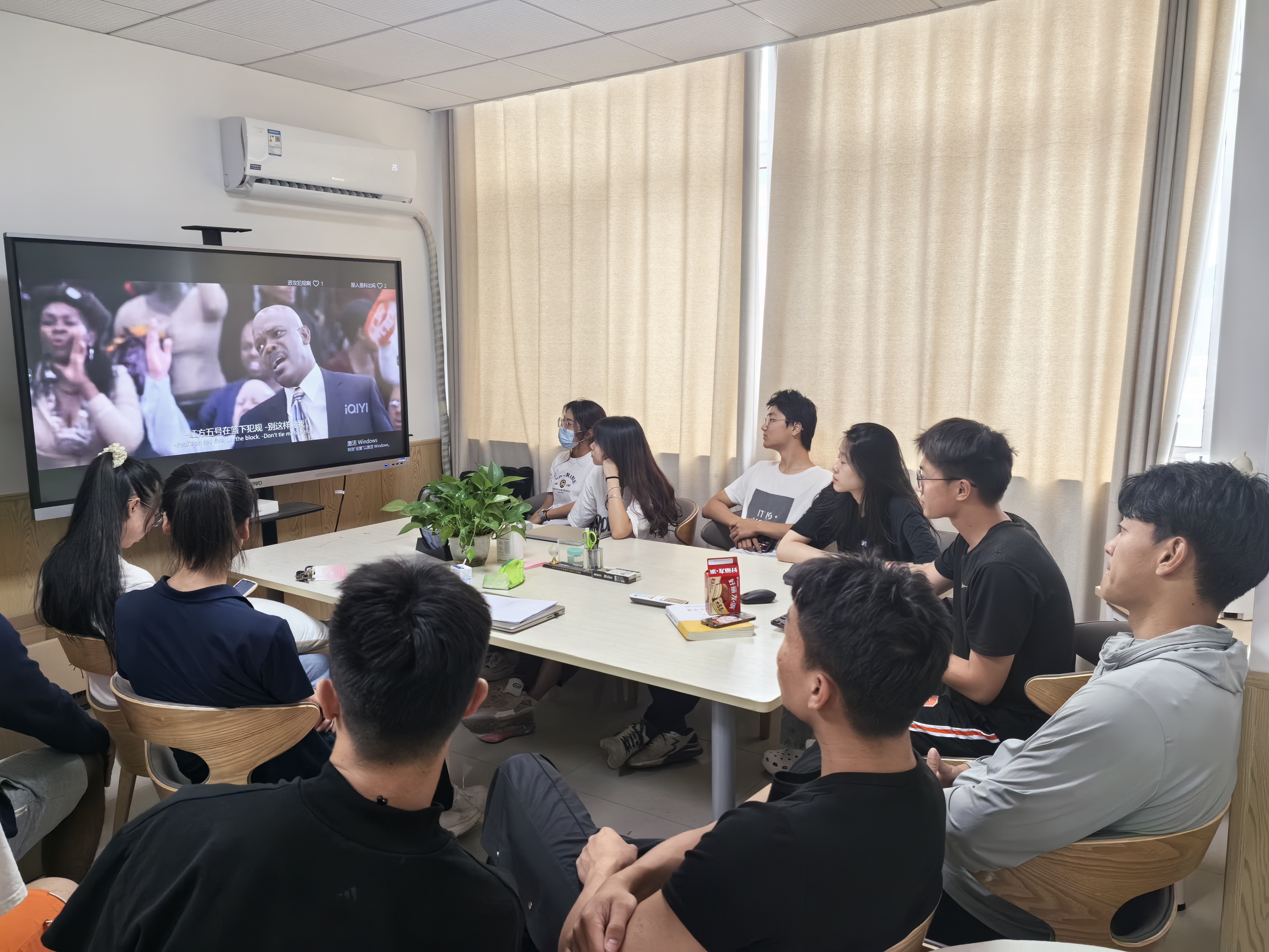 关于B体育:体育精神的传承:教练与年轻人的互动的信息 关于B体育:体育精神的传承:教练与年轻人的互动的信息