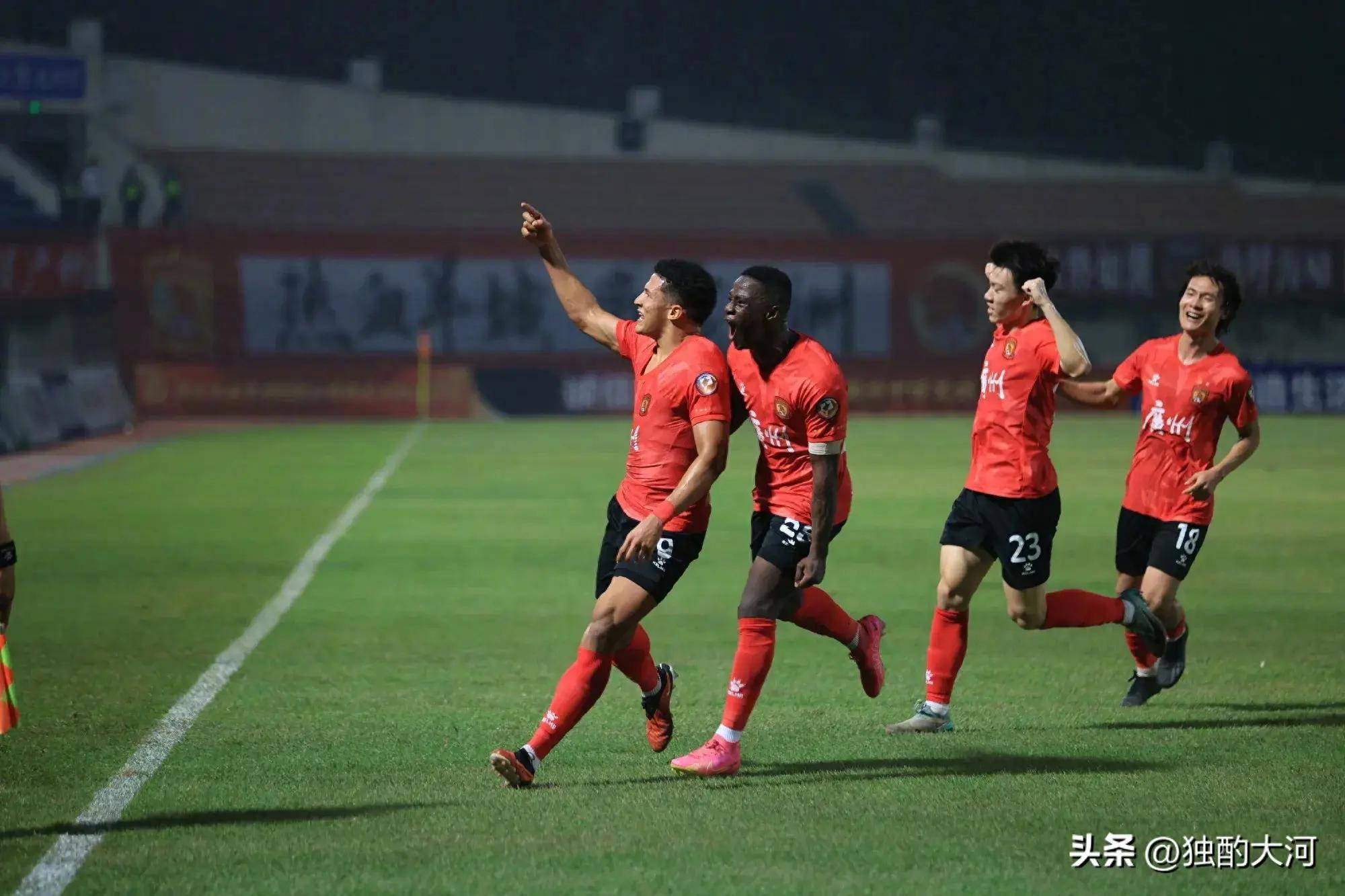 关于B体育平台:广州恒大队“全华班”成“笑话”，球迷：没“外援”，啥也不是！的信息