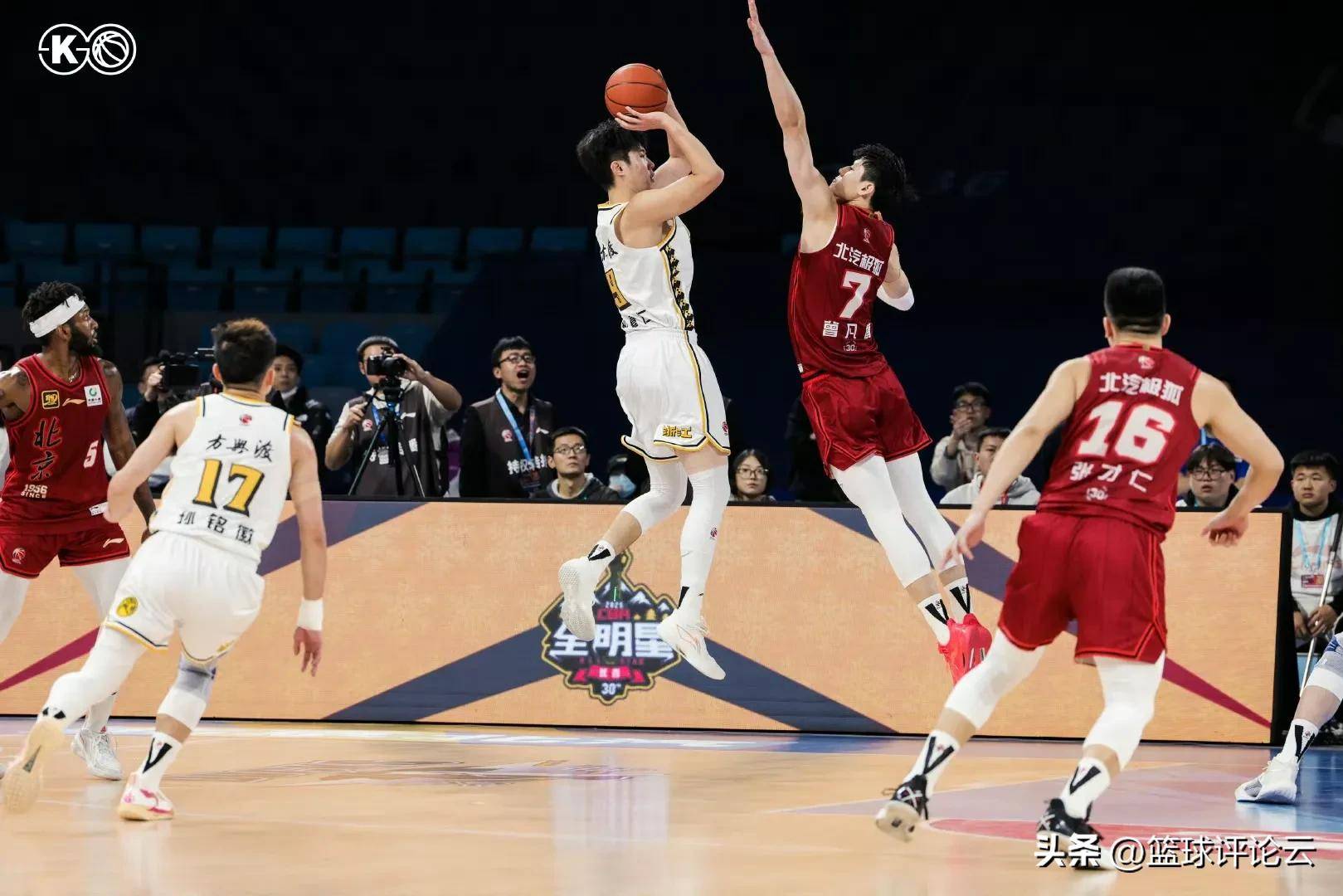 B体育官方网址:CBA总决赛:球星对决,谁能成为决定胜负的关键先生?的简单介绍 B体育官方网址:CBA总决赛:球星对决,谁能成为决定胜负的关键先生?的简单介绍