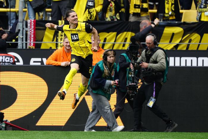 包含B体育官方网站:德甲的外援政策:如何影响本土球员发展的词条 包含B体育官方网站:德甲的外援政策:如何影响本土球员发展的词条