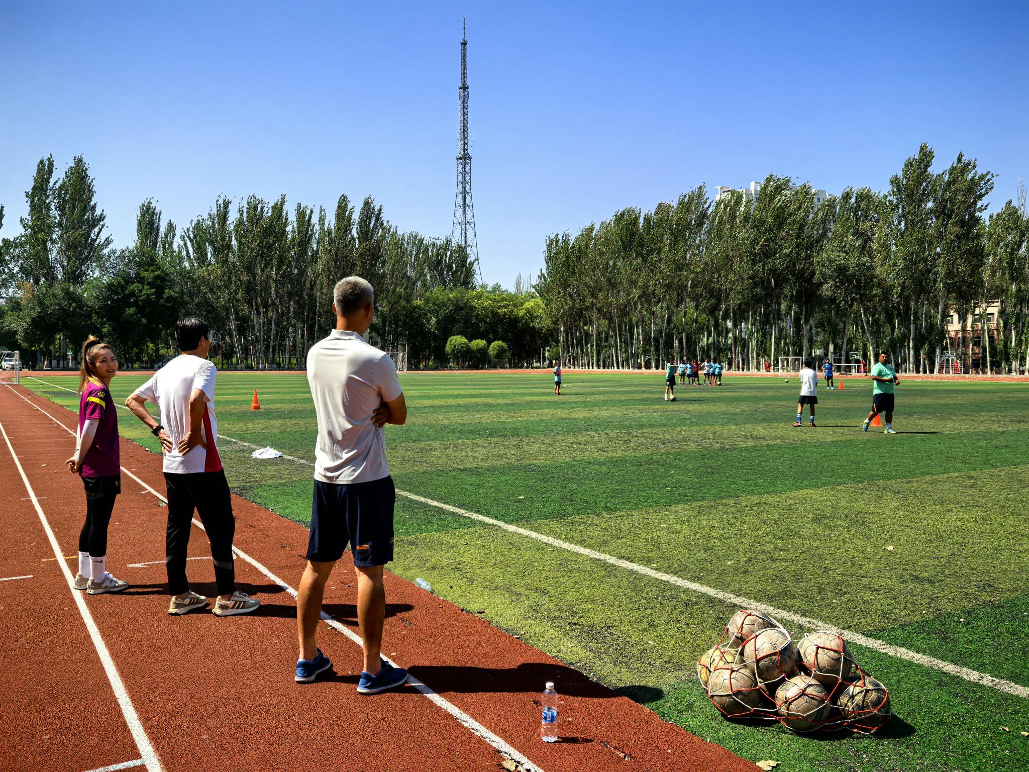 B体育平台:中国足球青训基地落成,助力未来人才培养 B体育平台:中国足球青训基地落成,助力未来人才培养